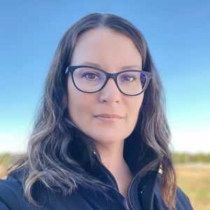 Meet your Posher, Wendie